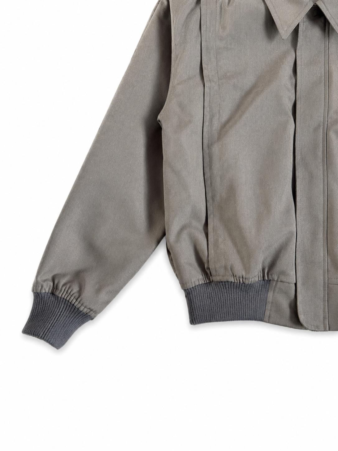 OLIVE / BOMBER JACKET/BOXY FIT