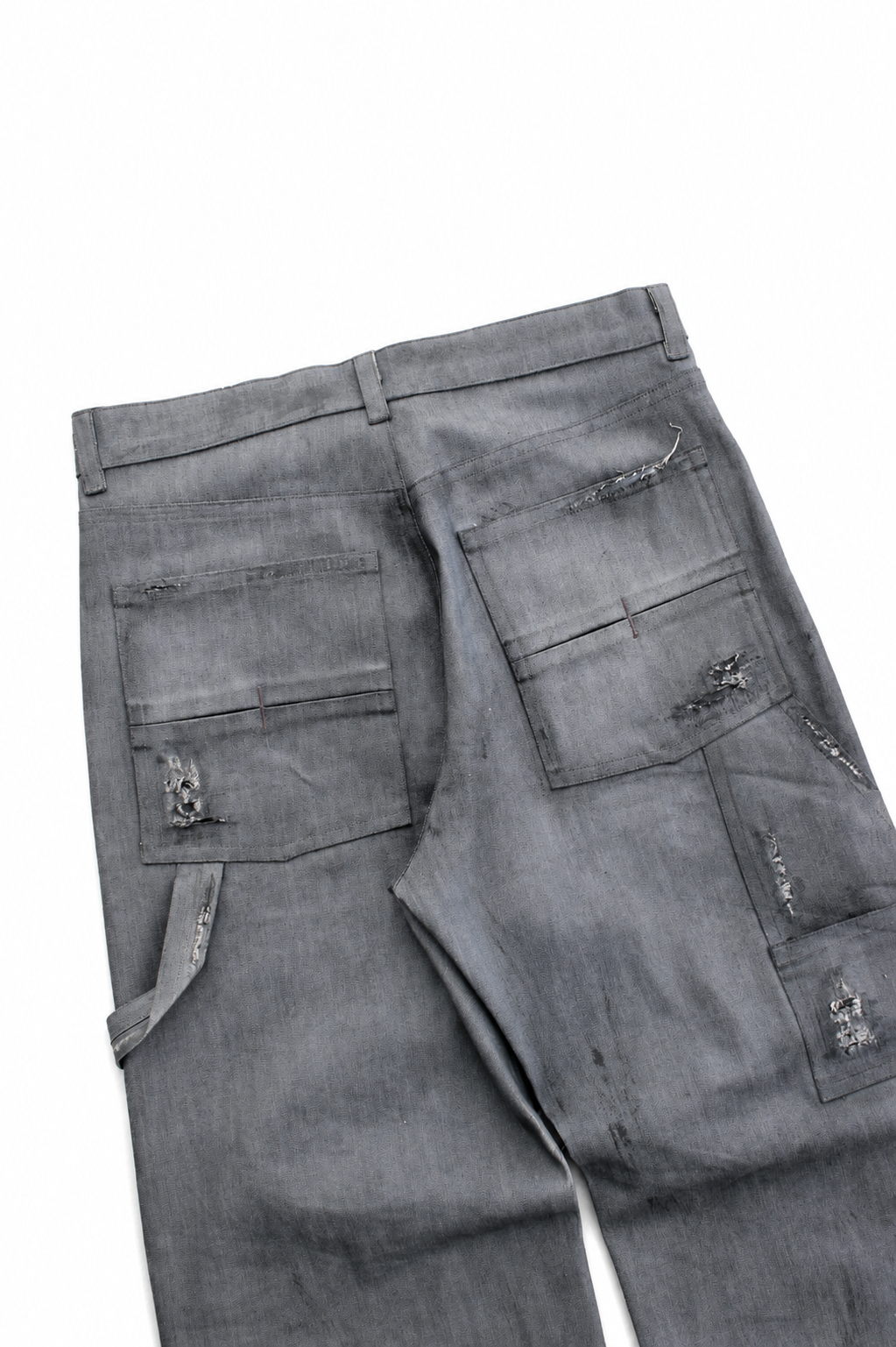 DISTRESSED DENIM JEANS ( DARK VERSION)